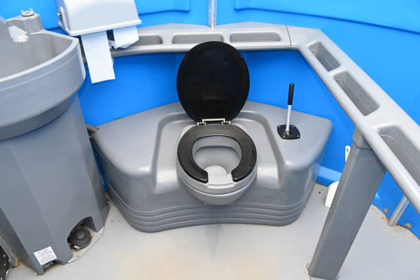 Best Portable restroom trailer rental  in Lochearn, MD